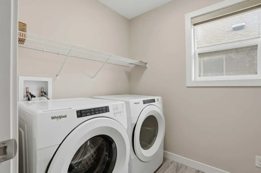 93 Saddlestone Place NE Calgary AB T3J 0Z6