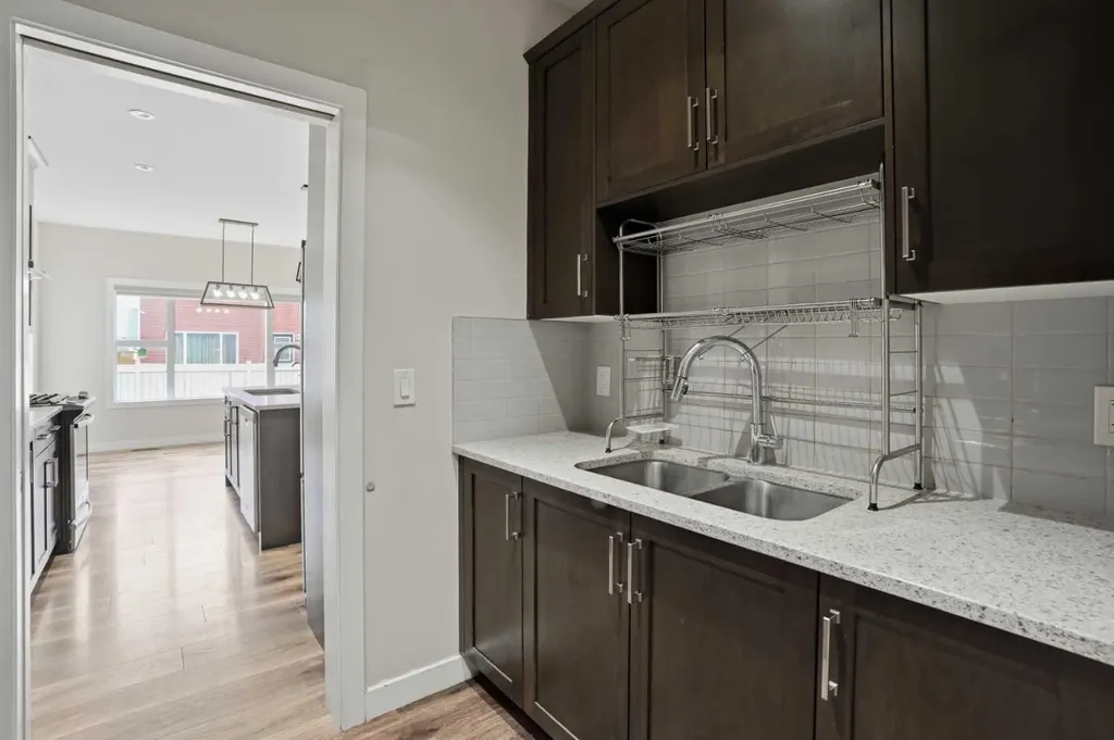 93 Saddlestone Place NE Calgary AB T3J 0Z6