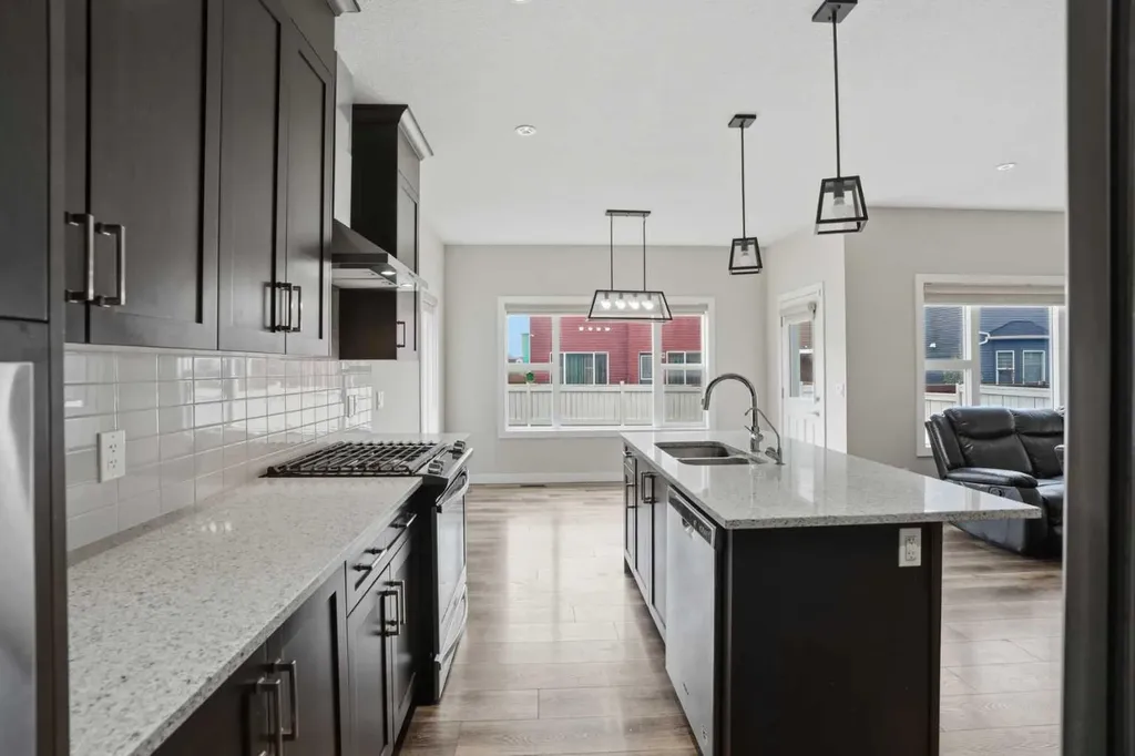 93 Saddlestone Place NE Calgary AB T3J 0Z6
