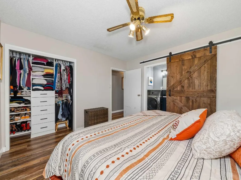 83 Brazeau Crescent SW Calgary AB T2W 0Z2