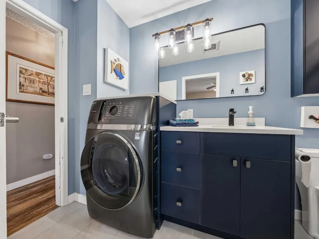 83 Brazeau Crescent SW Calgary AB T2W 0Z2