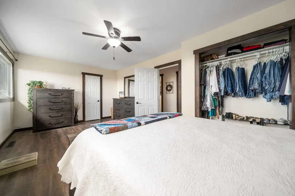 94075 Range Road 115 Burdett AB T0K 0G0