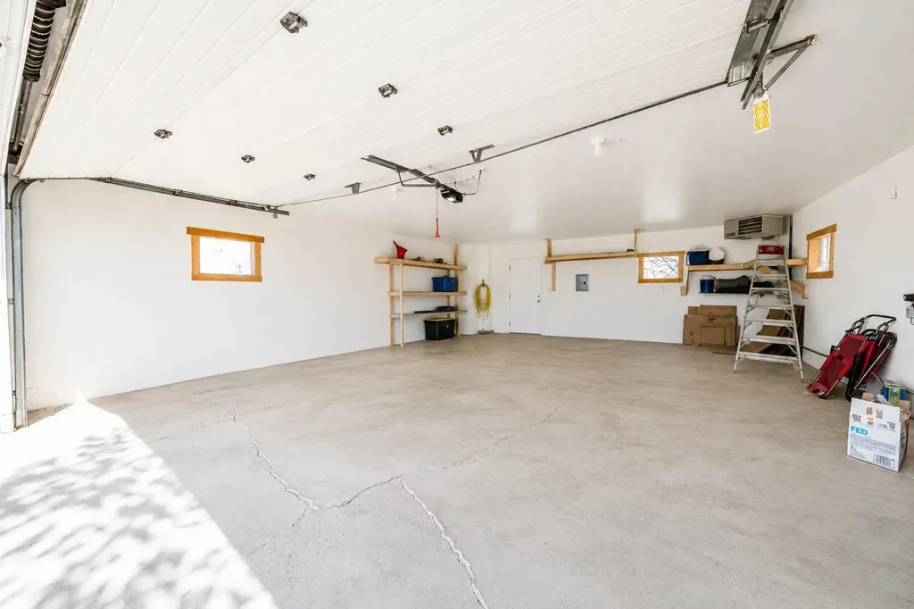 94075 Range Road 115 Burdett AB T0K 0G0