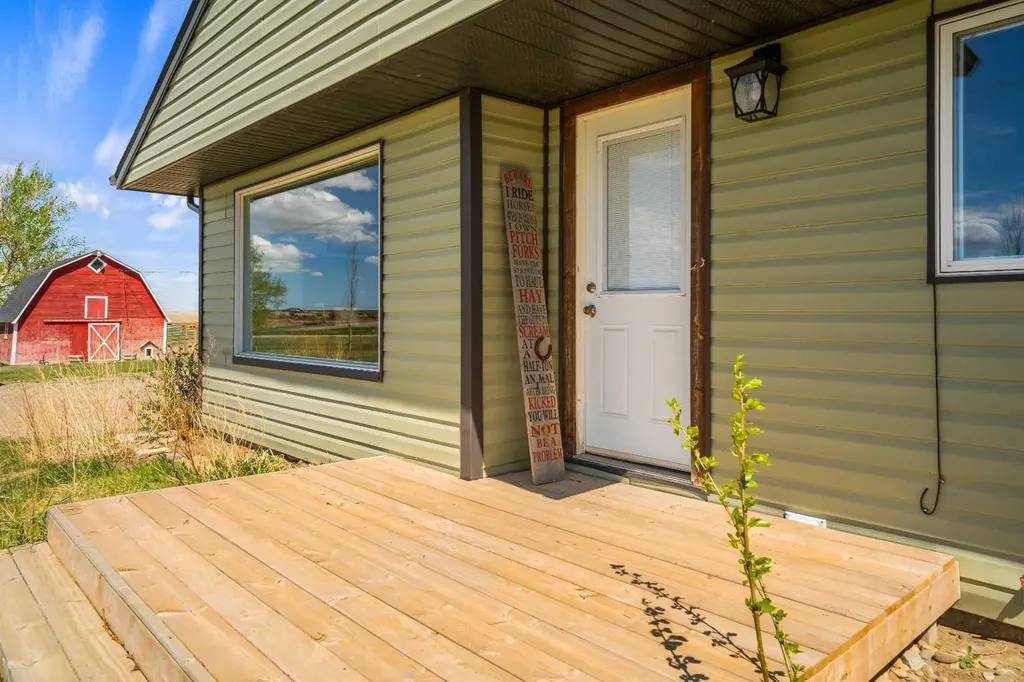 94075 Range Road 115 Burdett AB T0K 0G0