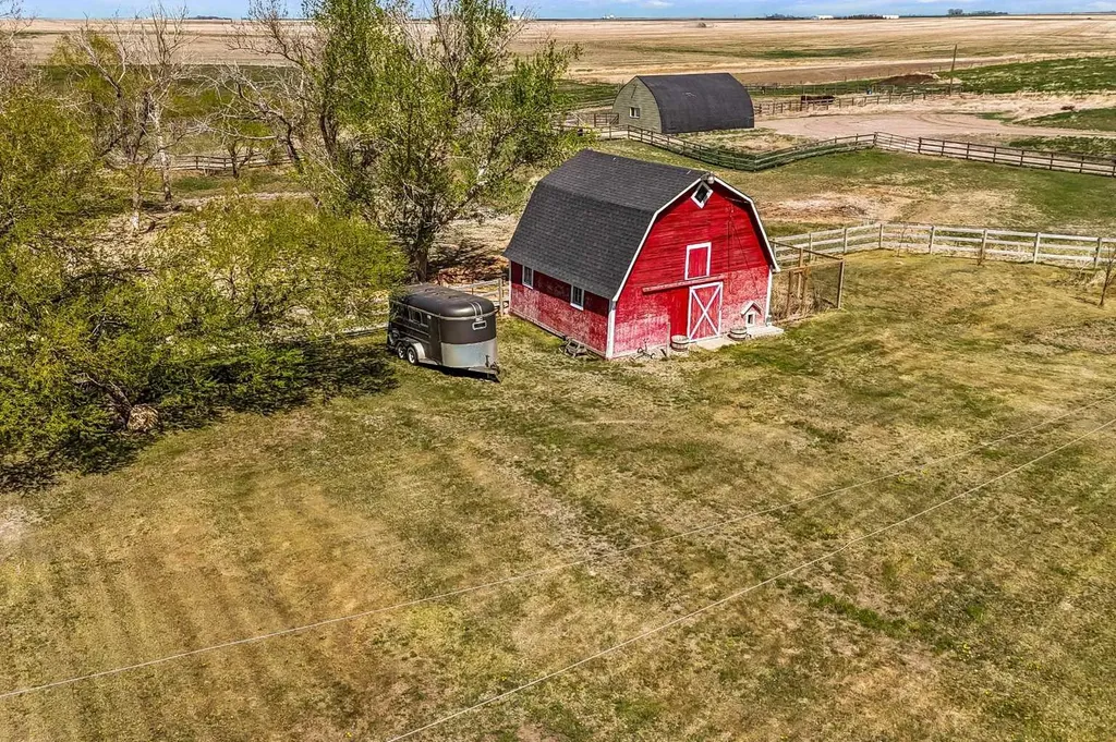 94075 Range Road 115 Burdett AB T0K 0G0