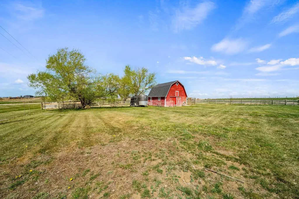 94075 Range Road 115 Burdett AB T0K 0G0