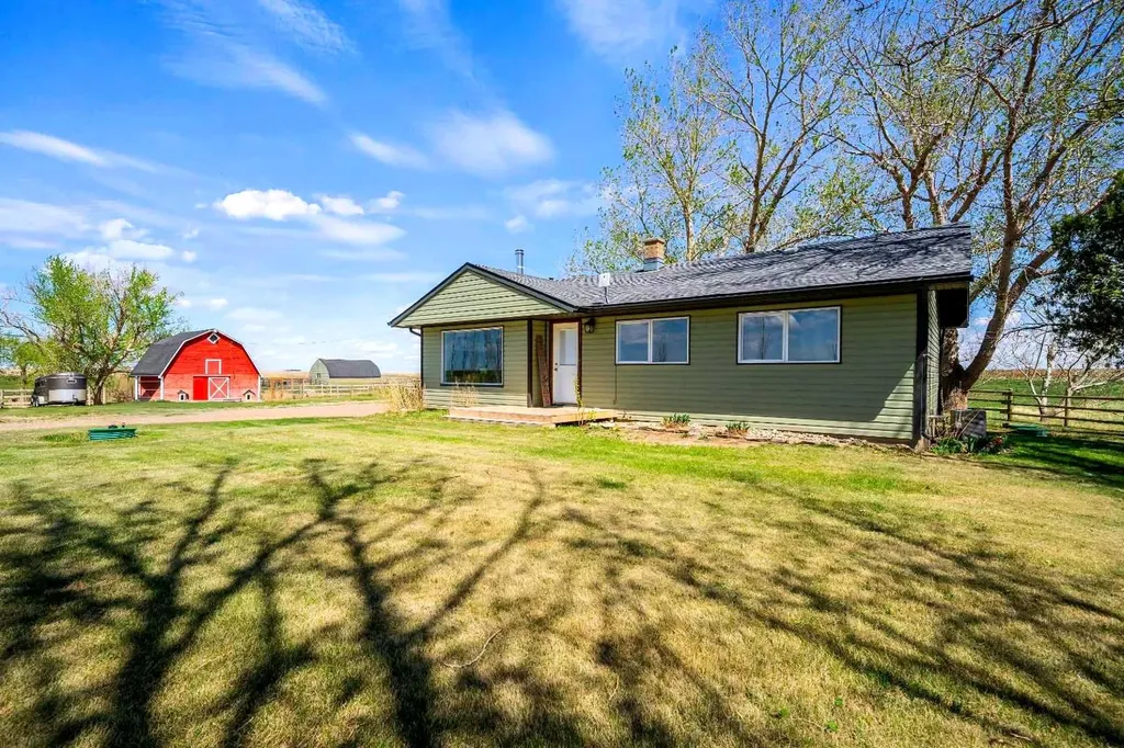 94075 Range Road 115 Burdett AB T0K 0G0