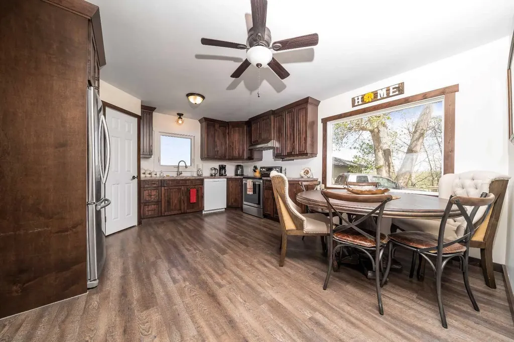 94075 Range Road 115 Burdett AB T0K 0G0