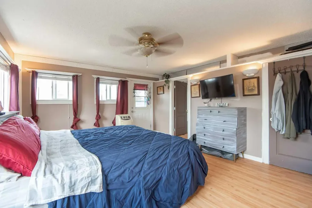 5024 49 Street Clive AB T0C 0Y0
