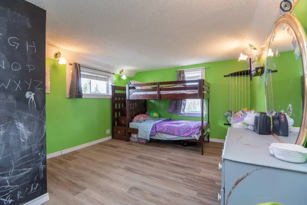 5024 49 Street Clive AB T0C 0Y0