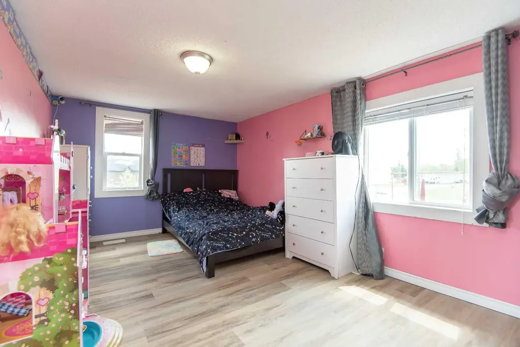 5024 49 Street Clive AB T0C 0Y0