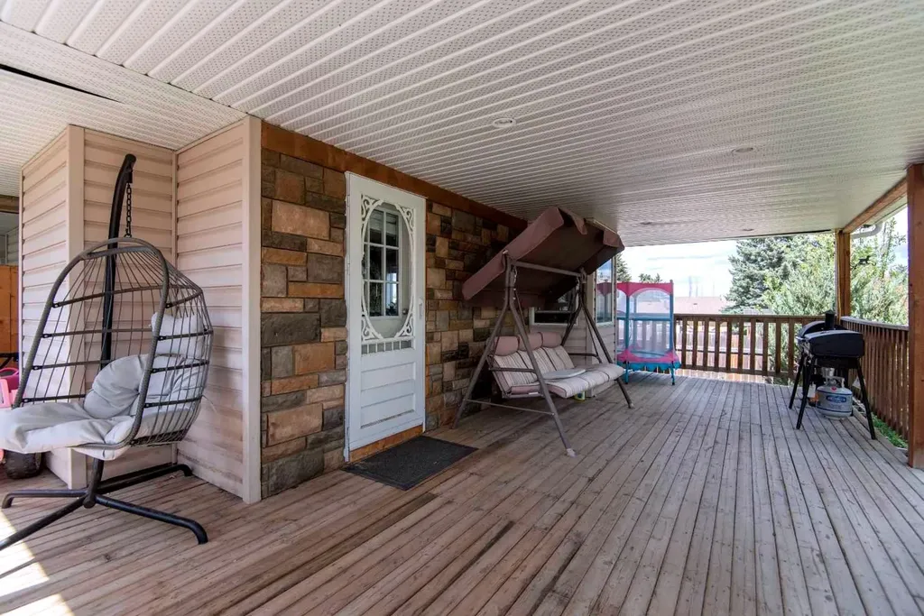 5024 49 Street Clive AB T0C 0Y0