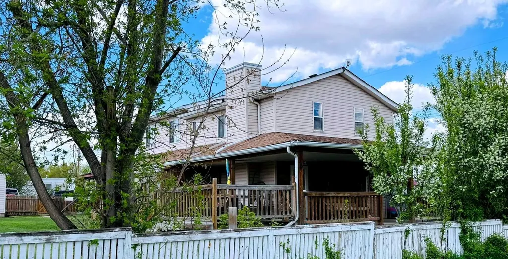 5024 49 Street Clive AB T0C 0Y0