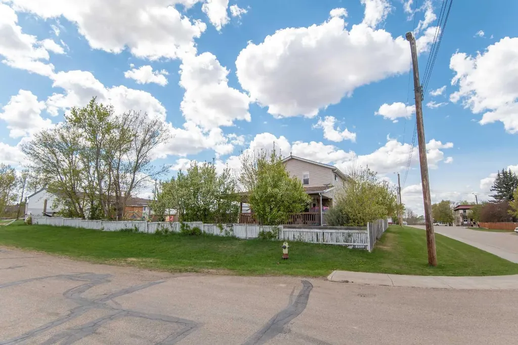 5024 49 Street Clive AB T0C 0Y0