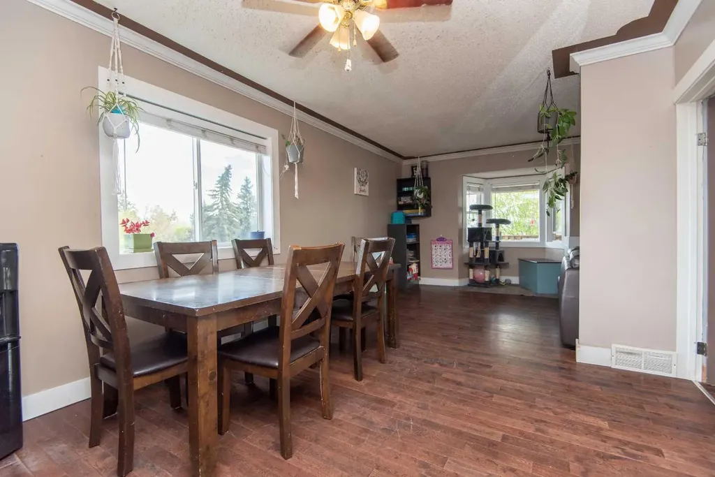 5024 49 Street Clive AB T0C 0Y0