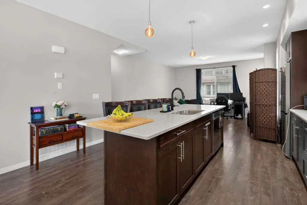 280 Williamstown Close NW Airdrie AB T4B 4B6