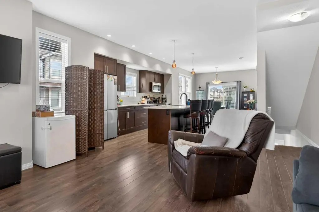280 Williamstown Close NW Airdrie AB T4B 4B6