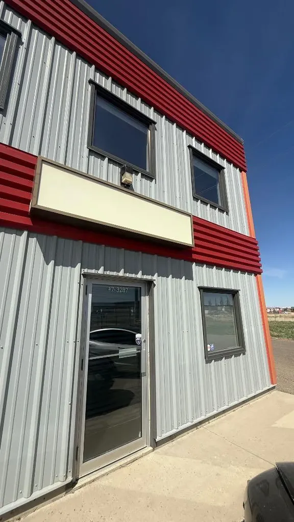 3287 32 Street N Lethbridge AB T1H 7A3