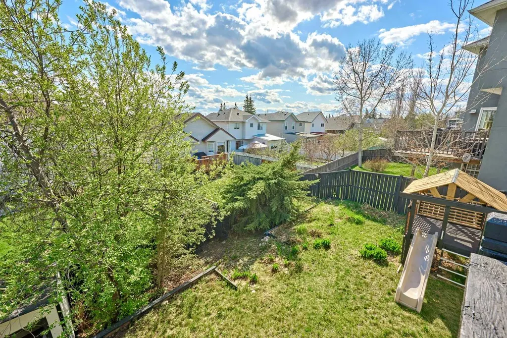 132 Somercrest Close SW Calgary AB T2Y3H8