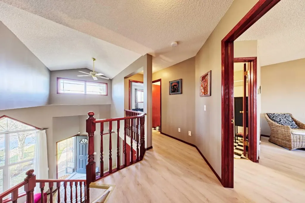132 Somercrest Close SW Calgary AB T2Y3H8