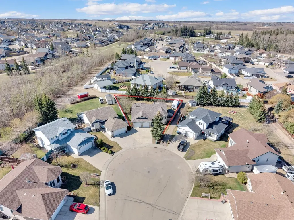 10 Fern Close Sylvan Lake AB T4S 1Y5
