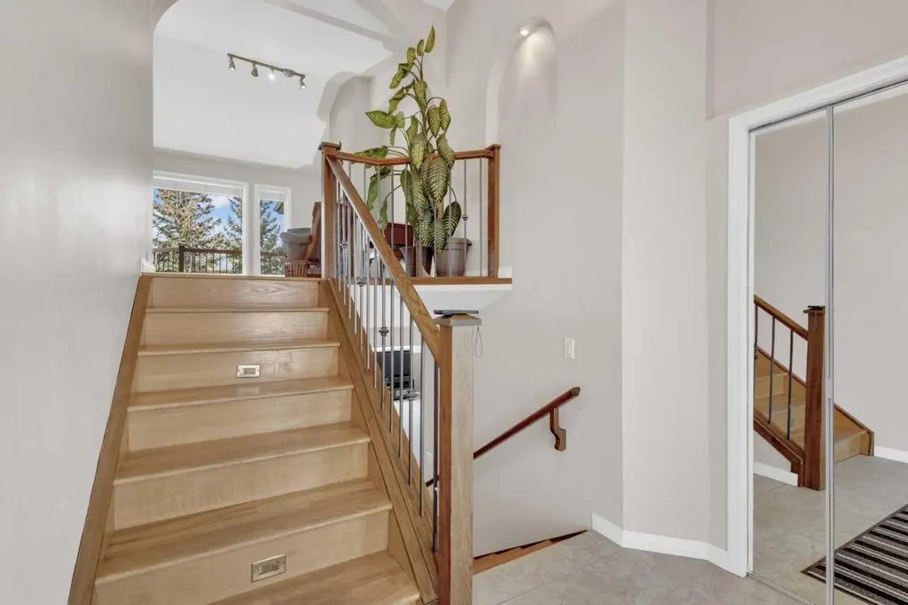 10 Fern Close Sylvan Lake AB T4S 1Y5