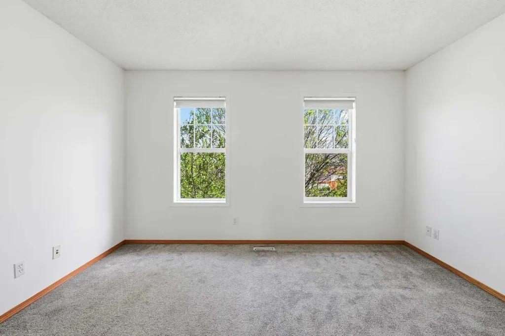 169 Cranberry Square SE Calgary AB T3M 1J6