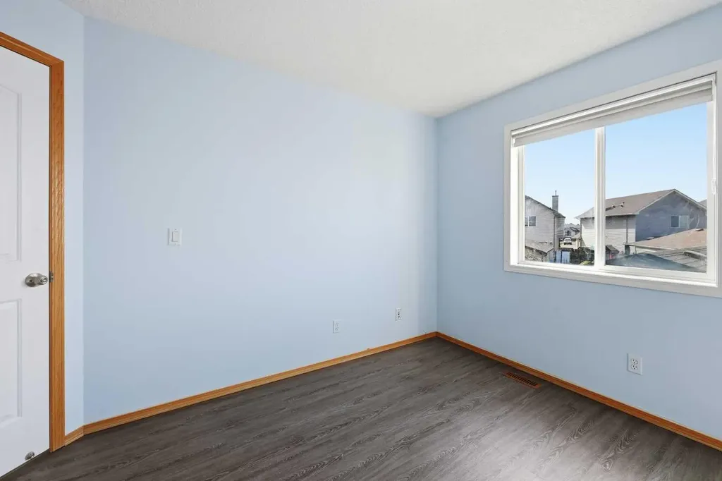 169 Cranberry Square SE Calgary AB T3M 1J6