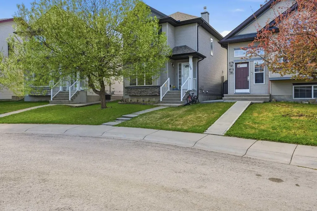 169 Cranberry Square SE Calgary AB T3M 1J6