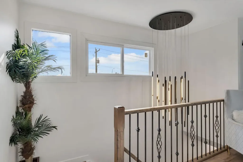 316 Templeton Circle NE Calgary AB T1Y 3Z2