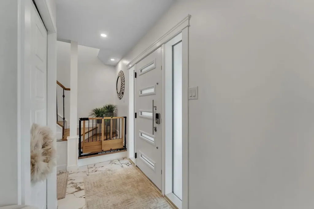 316 Templeton Circle NE Calgary AB T1Y 3Z2