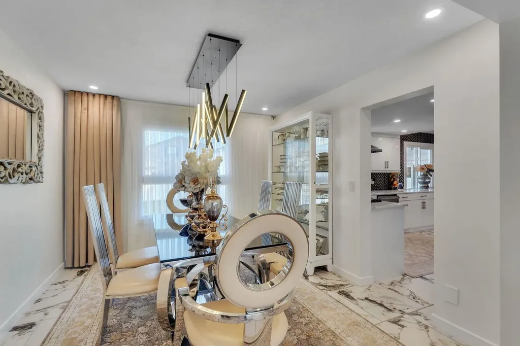 316 Templeton Circle NE Calgary AB T1Y 3Z2