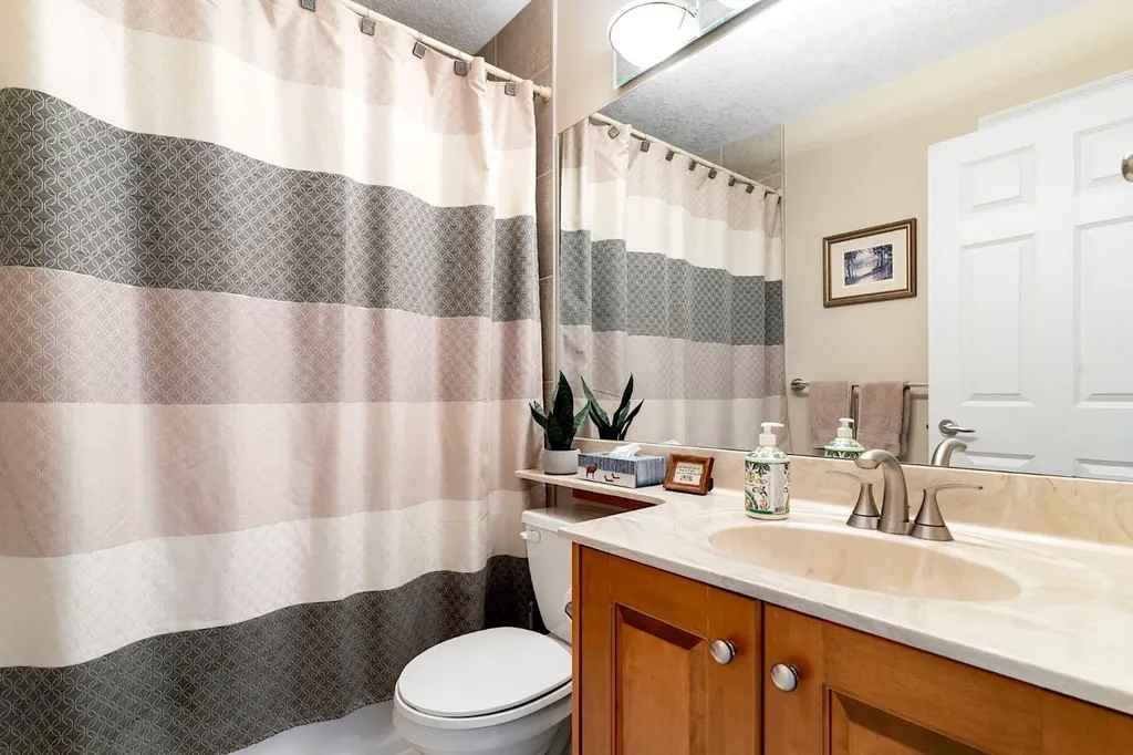 127 Gleneagles Terrace Cochrane AB T4C 1W6