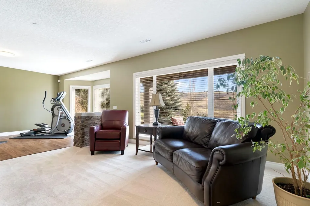 127 Gleneagles Terrace Cochrane AB T4C 1W6