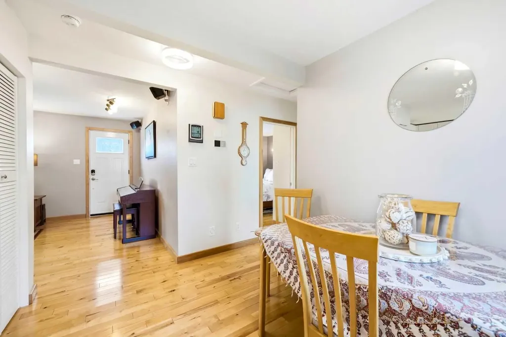 8303 Bowglen Road NW Calgary AB T3B 2T1