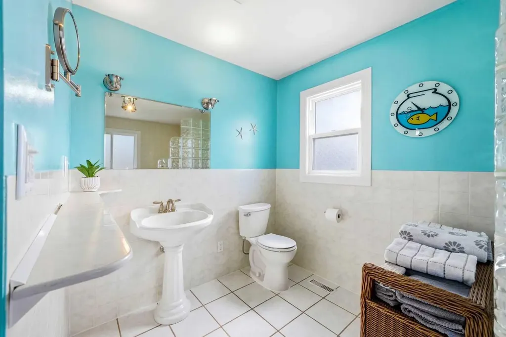 8303 Bowglen Road NW Calgary AB T3B 2T1