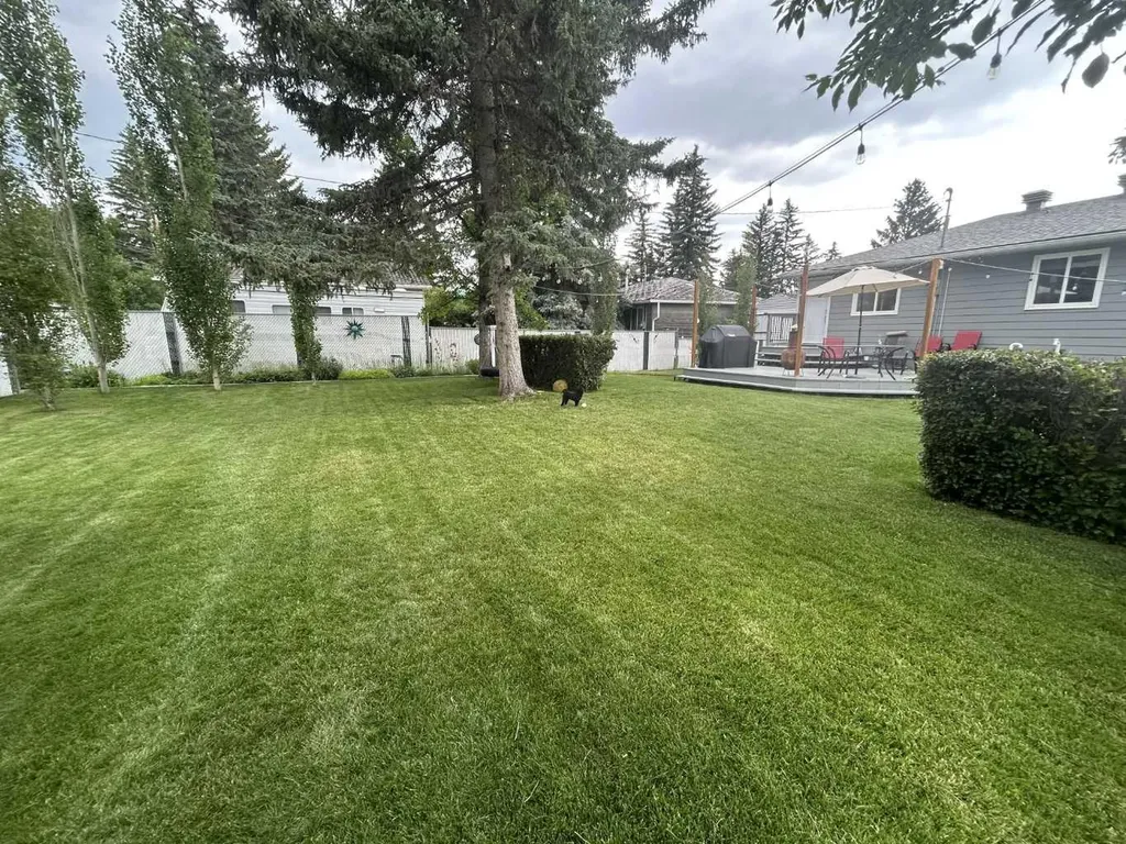 8303 Bowglen Road NW Calgary AB T3B 2T1
