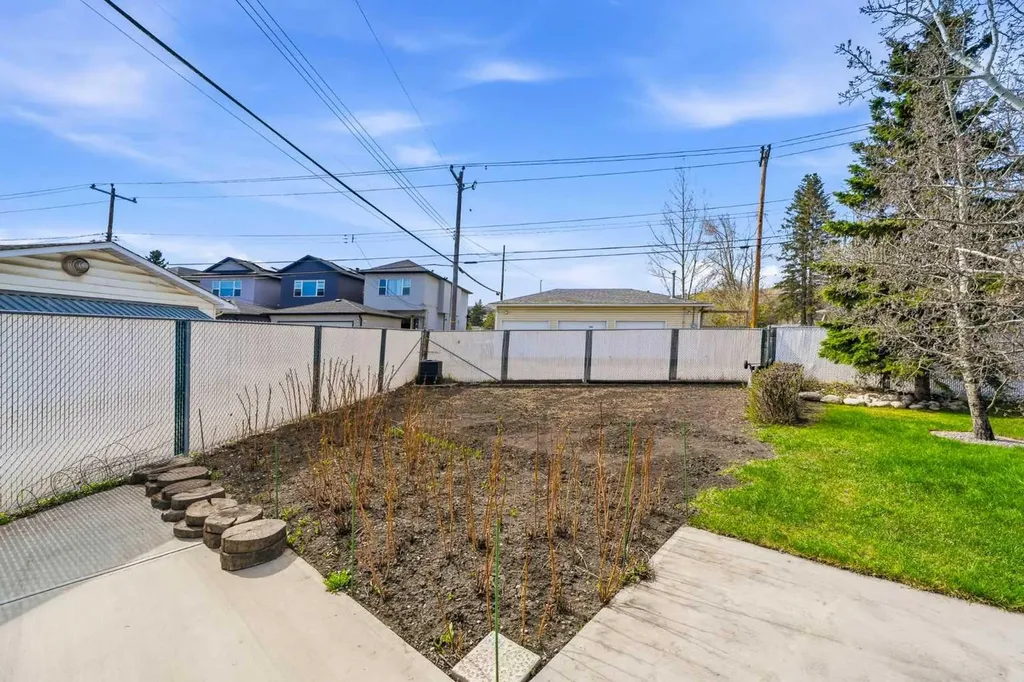 8303 Bowglen Road NW Calgary AB T3B 2T1
