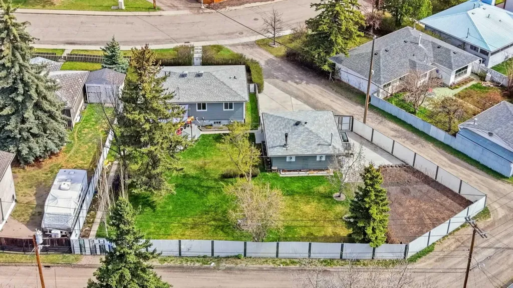 8303 Bowglen Road NW Calgary AB T3B 2T1