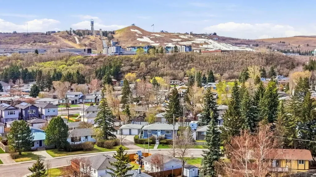 8303 Bowglen Road NW Calgary AB T3B 2T1