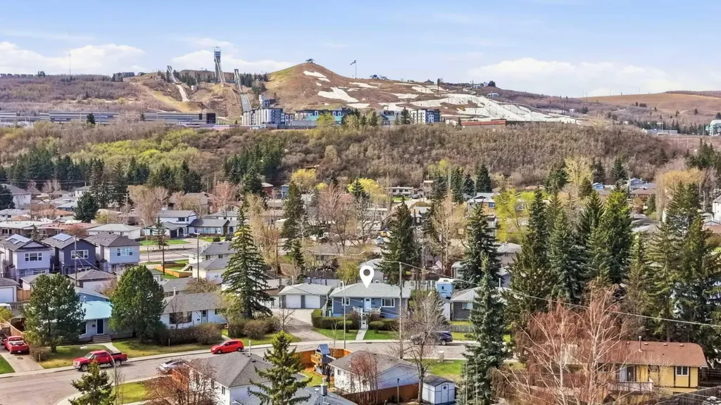 8303 Bowglen Road NW Calgary AB T3B 2T1