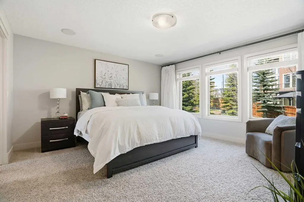 149 Aspen Glen Place SW Calgary AB T3H 0E8