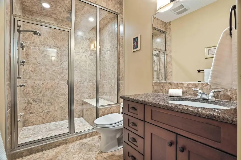 149 Aspen Glen Place SW Calgary AB T3H 0E8