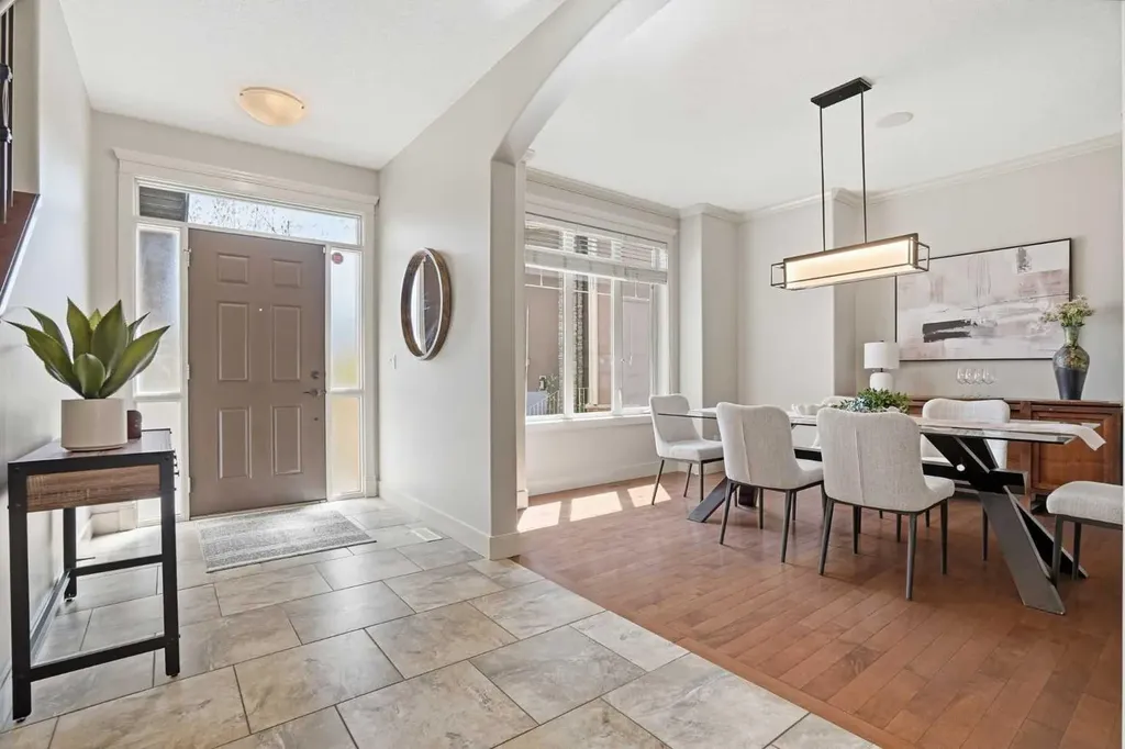 149 Aspen Glen Place SW Calgary AB T3H 0E8