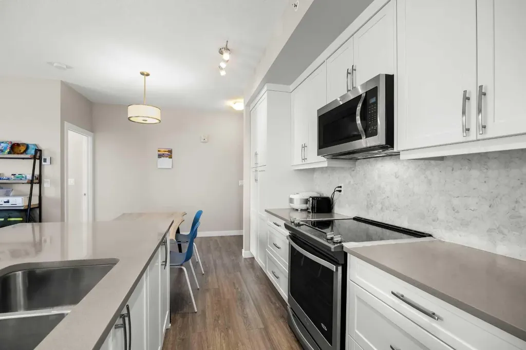 150 Auburn Meadows Manor SE Calgary AB T3M 2S6