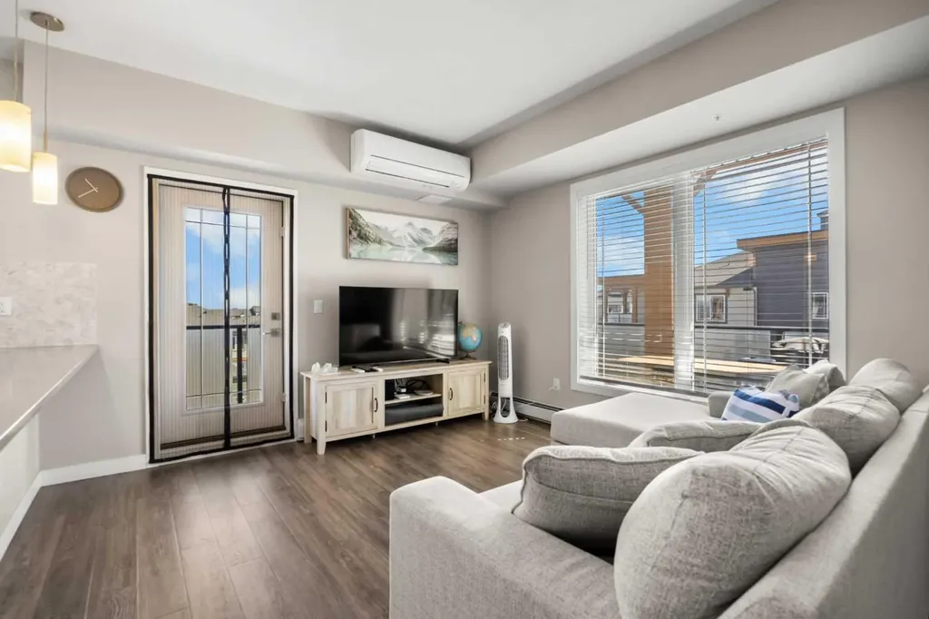 150 Auburn Meadows Manor SE Calgary AB T3M 2S6