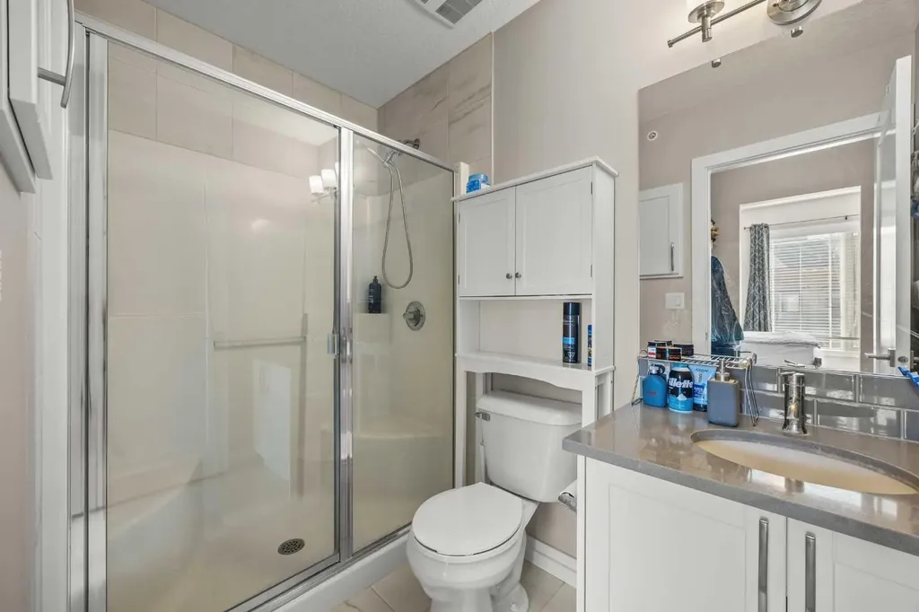 150 Auburn Meadows Manor SE Calgary AB T3M 2S6