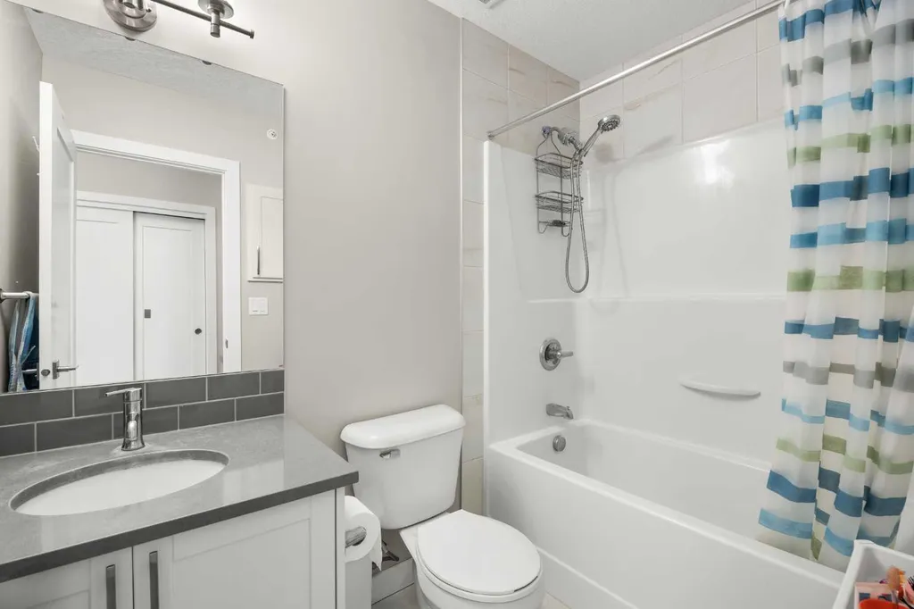 150 Auburn Meadows Manor SE Calgary AB T3M 2S6
