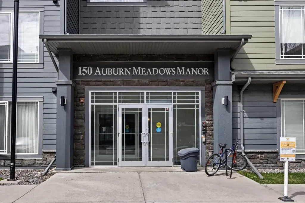 150 Auburn Meadows Manor SE Calgary AB T3M 2S6