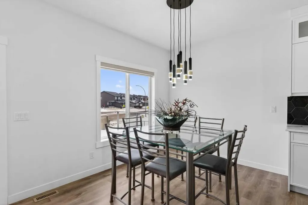 67 Lakes Estates Circle Strathmore AB T1P 0B6